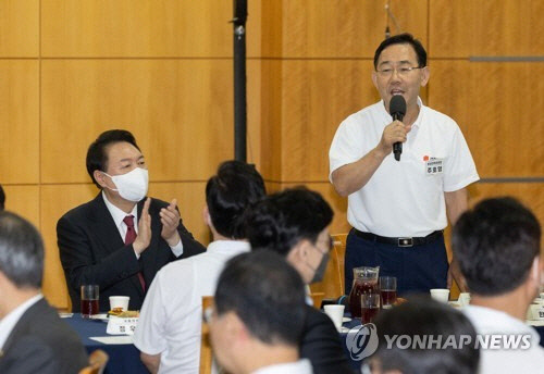 인사말하는 주호영 비대위원장[공동취재]